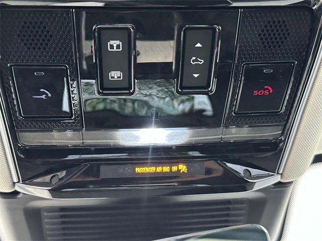 Used 2024 Land Rover Range Rover SE image 25