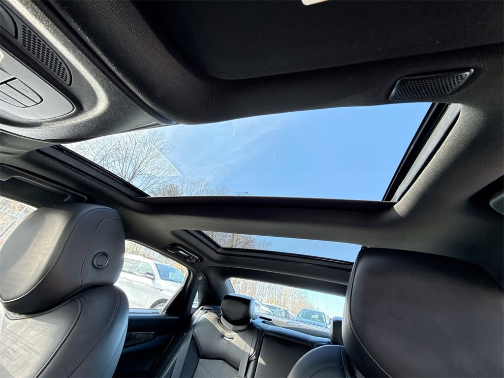 Used 2018 Cadillac CT6 Luxury image 16