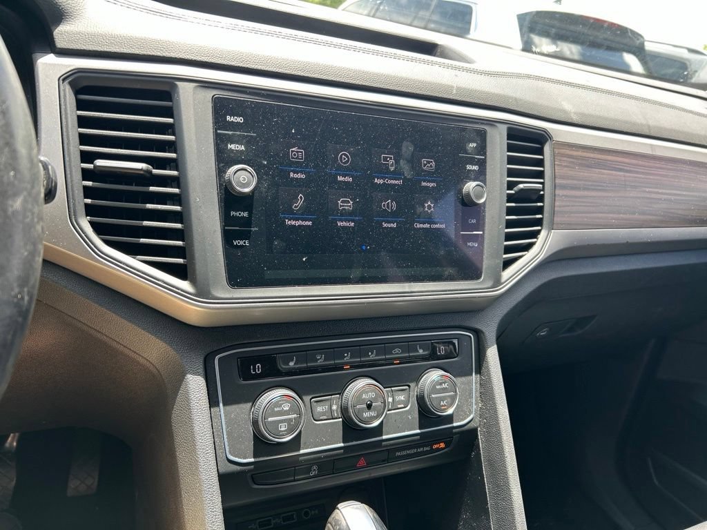 Used 2021 Volkswagen Atlas SE w/ Towing Package FWD image 30