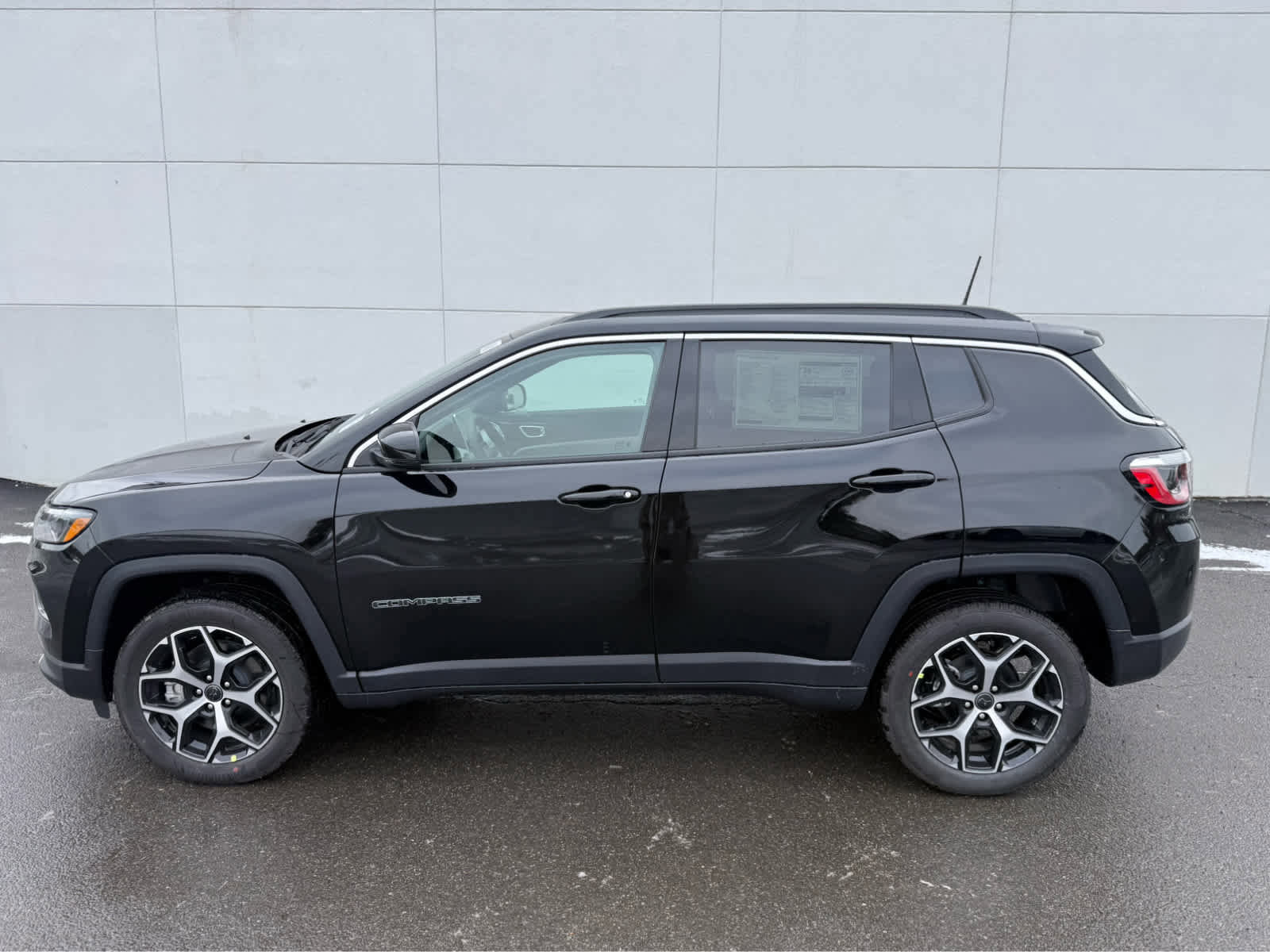 New 2026 Jeep Compass Limited w/ Sun, Sound & Navigation Group AWD/4WD image 4