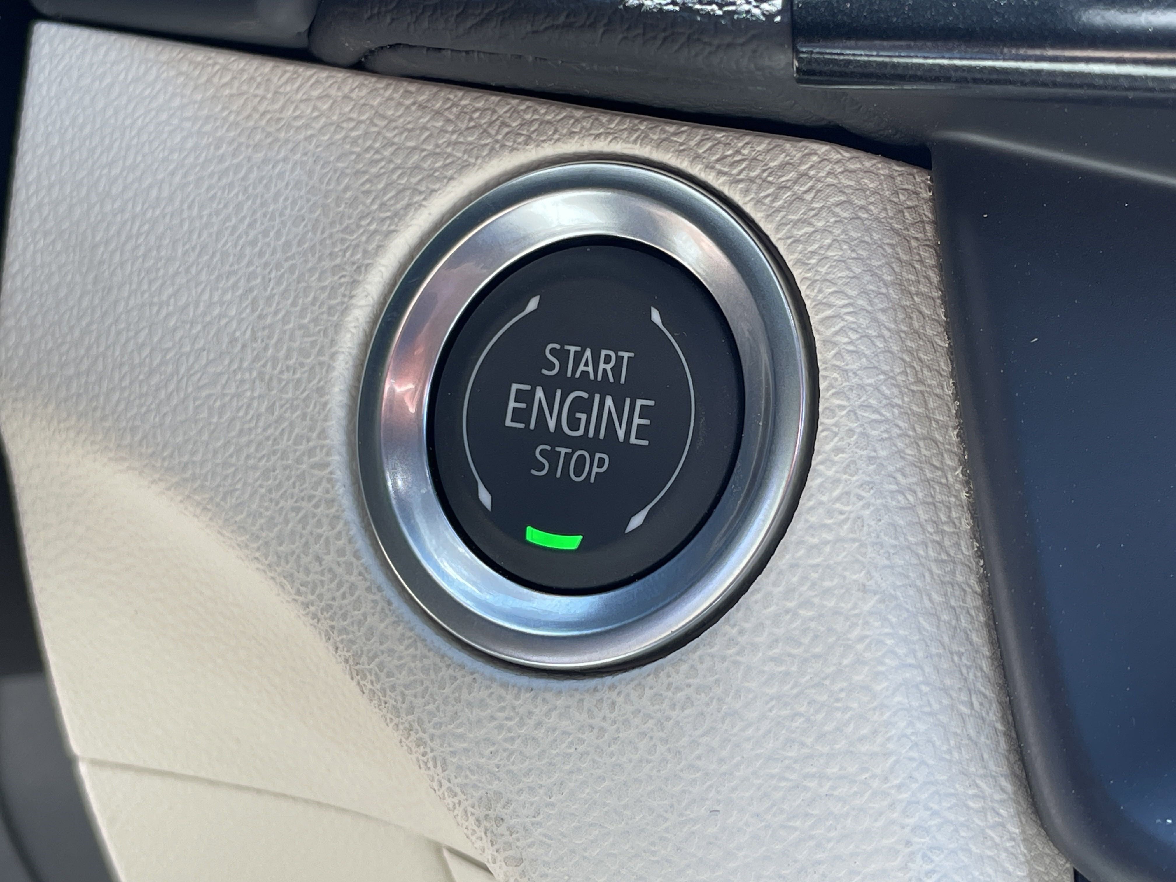 New 2025 Cadillac CT4 Luxury image 24