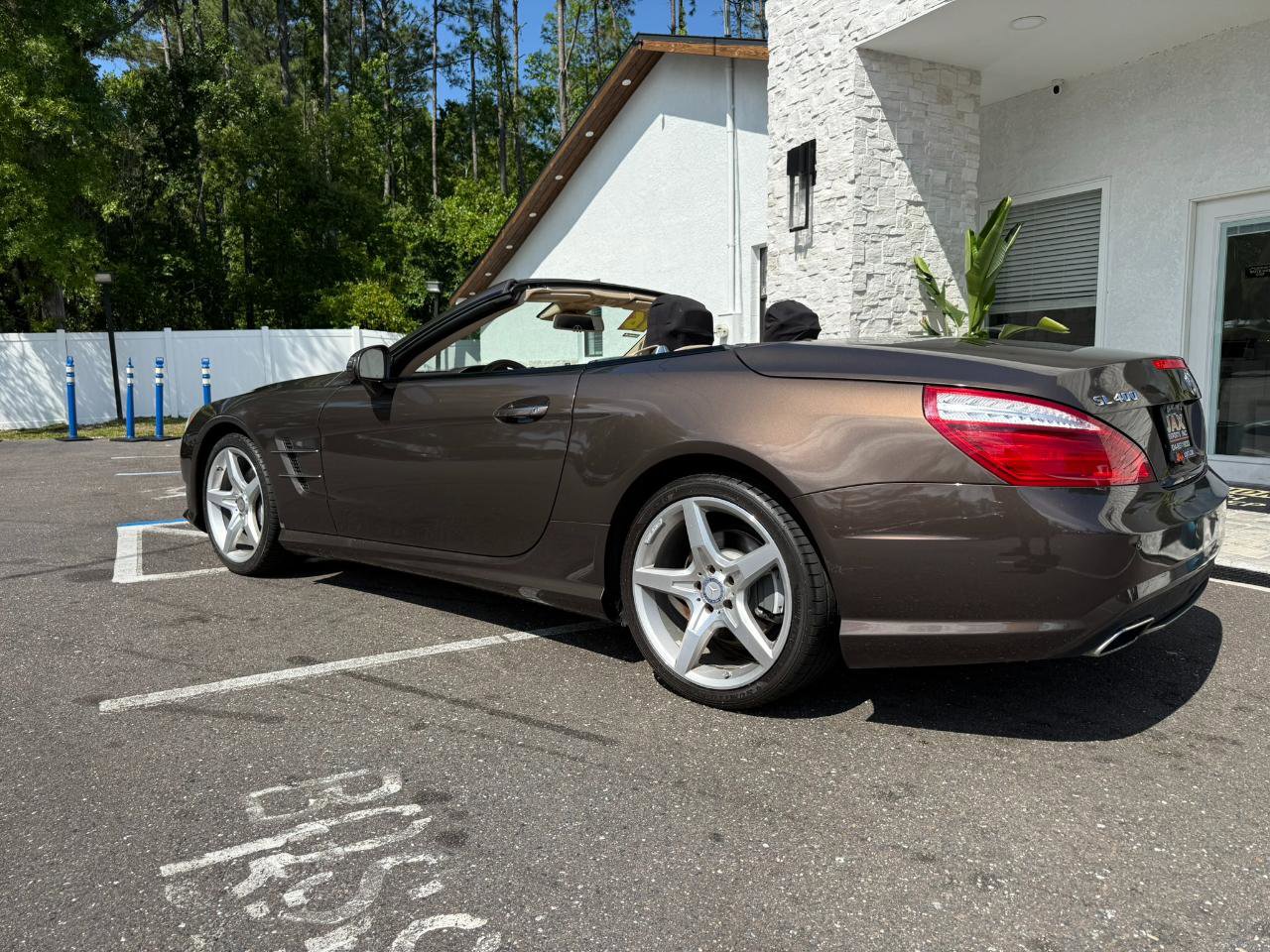 Used 2016 Mercedes-Benz SL 400 image 3