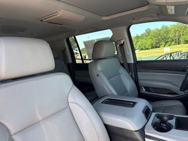 Used 2020 Chevrolet Suburban LT RWD image 11