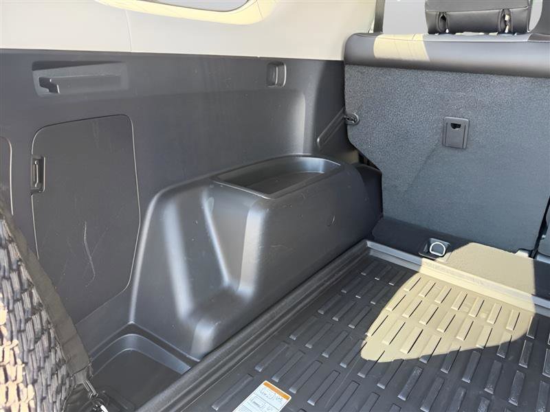 Used 2021 Toyota 4Runner SR5 Premium w/ Moonroof Package RWD image 38