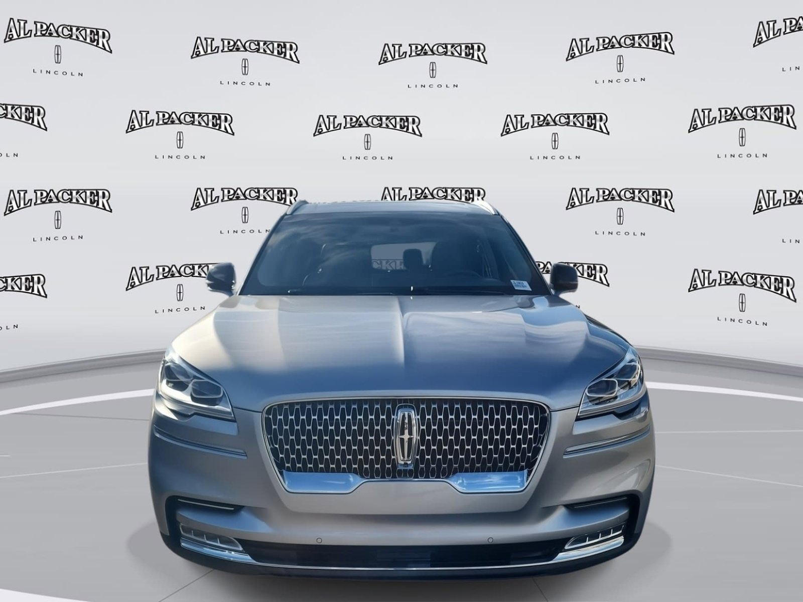 Used 2020 Lincoln Aviator Reserve w/ Equipment Group 202A image 8