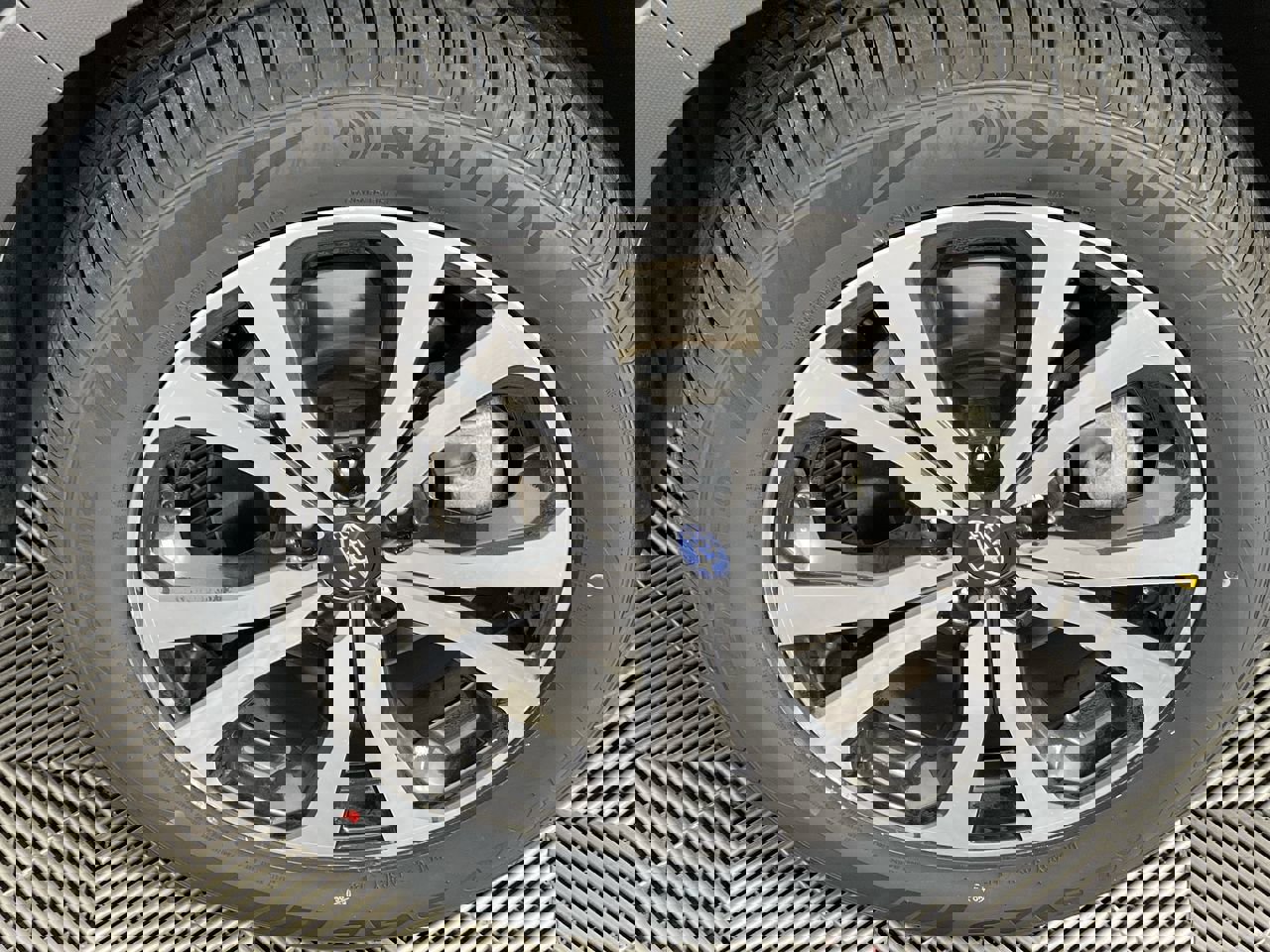 Used 2024 Subaru Forester Limited AWD/4WD image 11