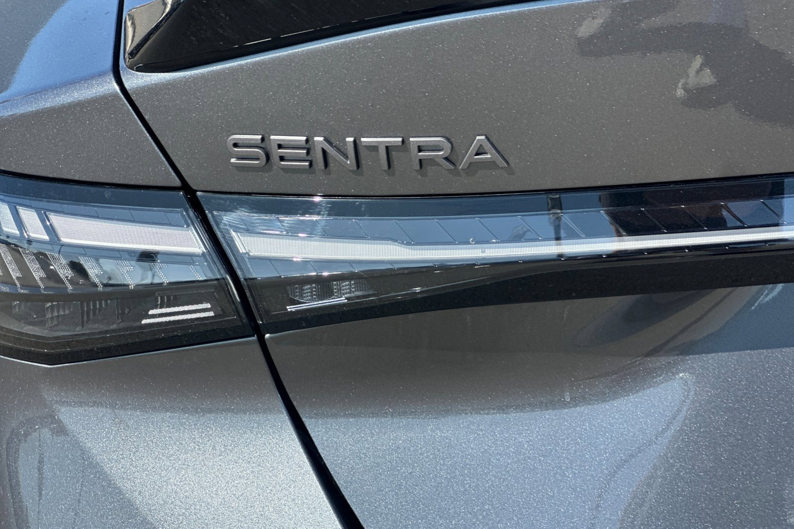 New 2027 Nissan Sentra SR FWD image 30