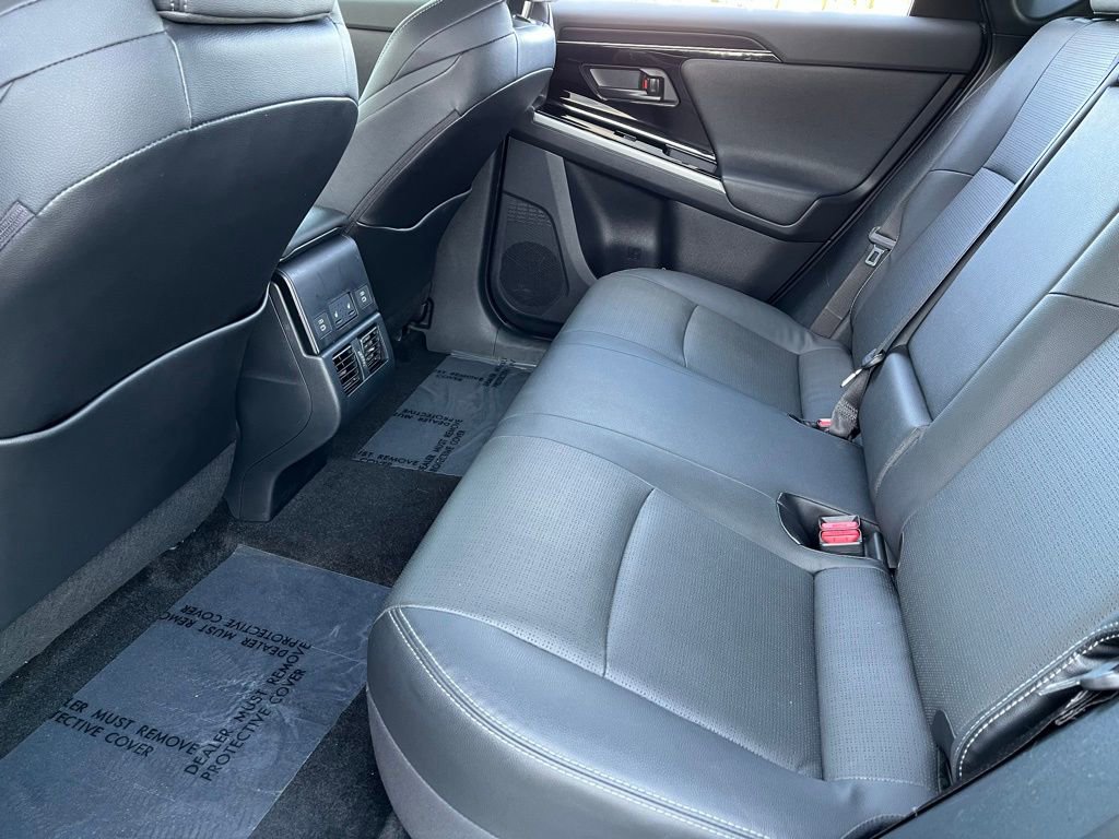 Certified 2024 Subaru Solterra Touring w/ Touring Package image 15