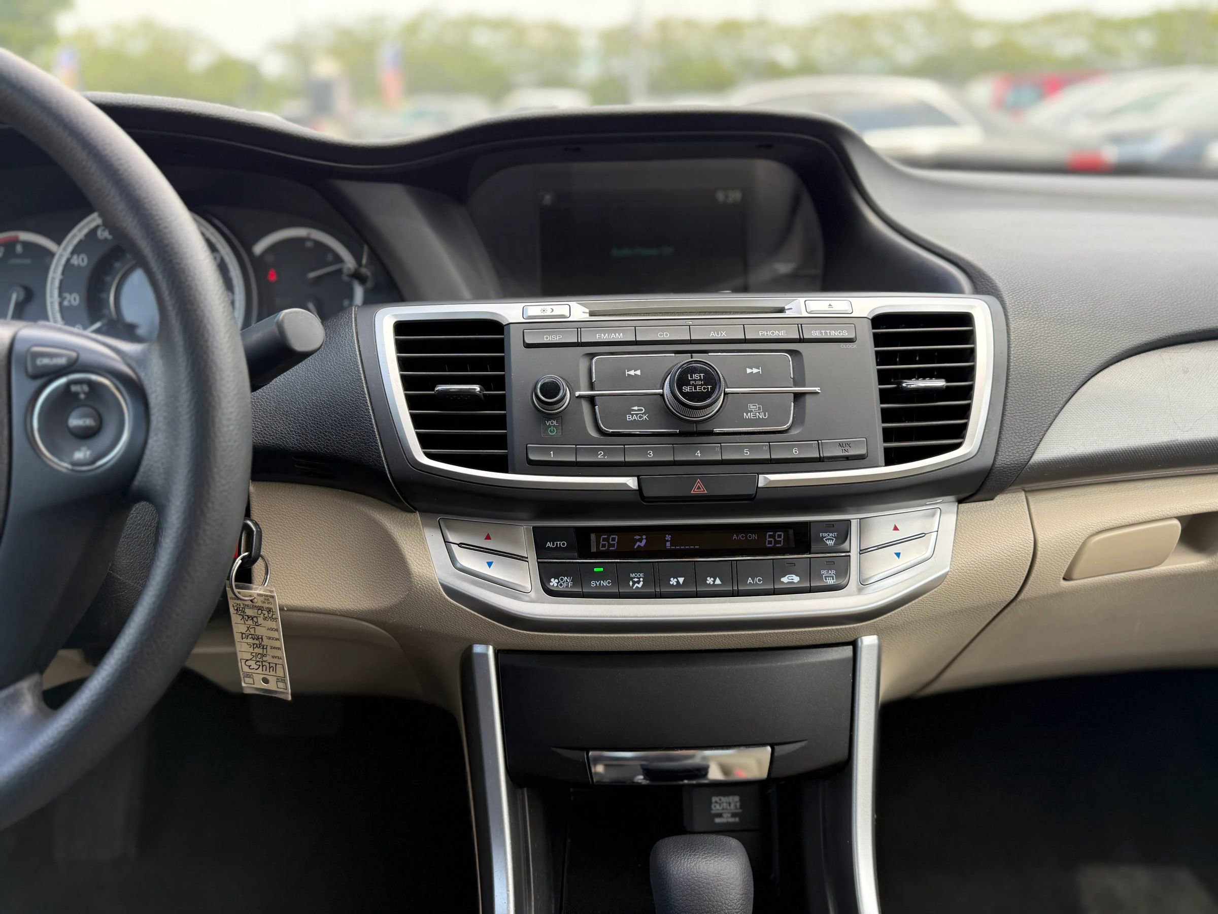 Used 2015 Honda Accord LX image 22