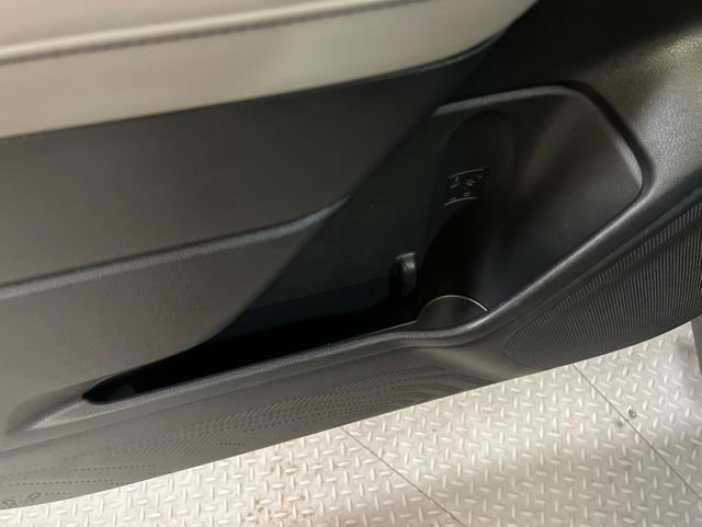 Used 2025 Subaru Forester Premium AWD/4WD image 49