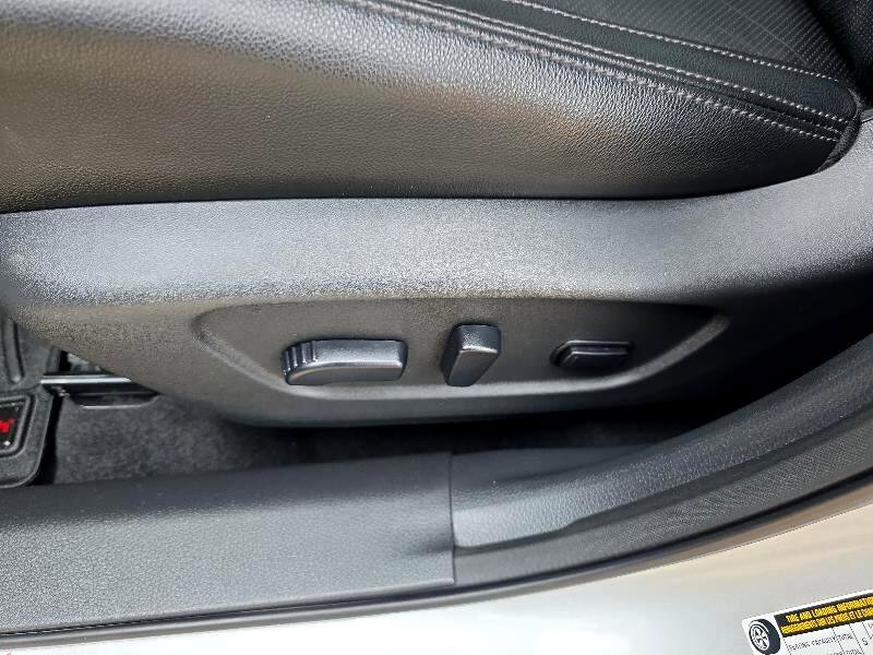Used 2019 Nissan Rogue SL w/ Premium Package image 18