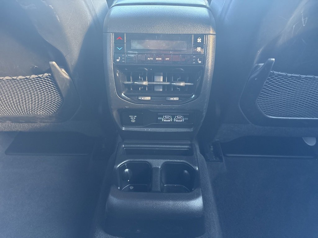 Used 2022 Jeep Grand Cherokee L Limited image 25