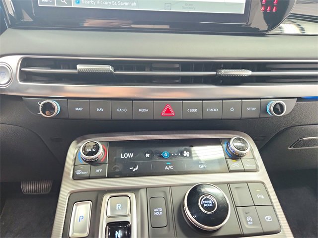 Used 2025 Hyundai Palisade Calligraphy image 32