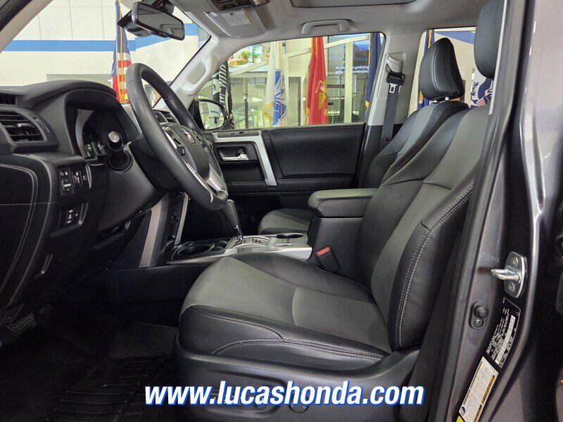 Used 2022 Toyota 4Runner SR5 Premium w/ Moonroof Package RWD image 7