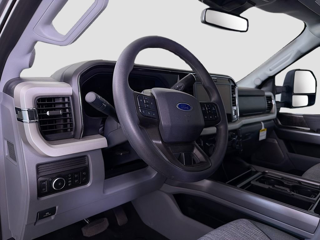 New 2026 Ford F250 XLT w/ XLT Premium Package image 9