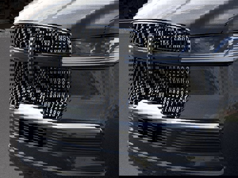 New 2025 Lincoln Navigator Reserve image 17