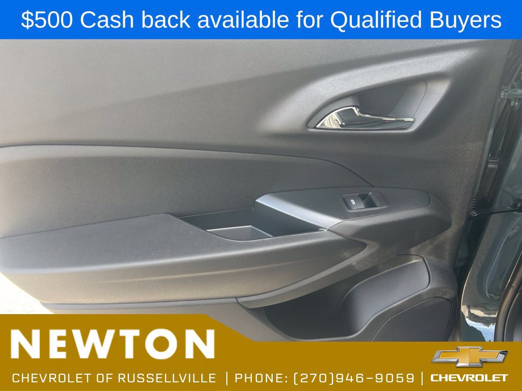 New 2026 Chevrolet Trax LT w/ Driver Confidence Package FWD image 34