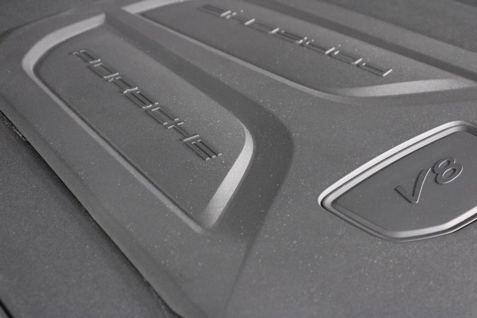 Certified 2025 Porsche Cayenne S image 27