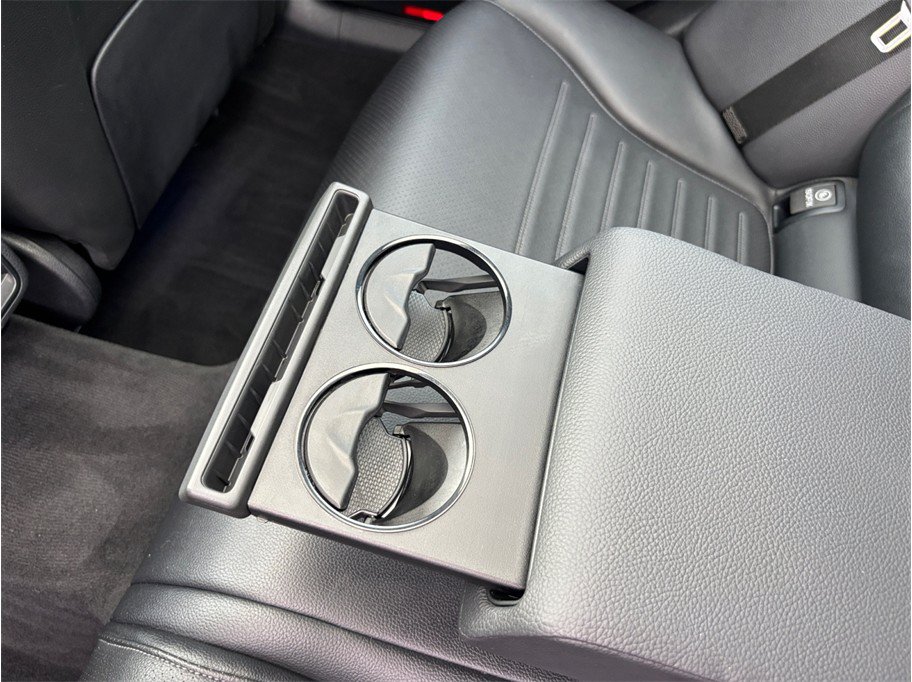 Used 2024 Mercedes-Benz C 300 Sedan image 43
