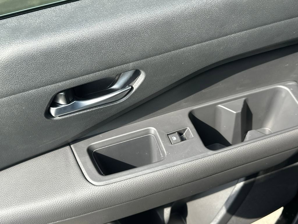 New 2026 Nissan Pathfinder SL image 14