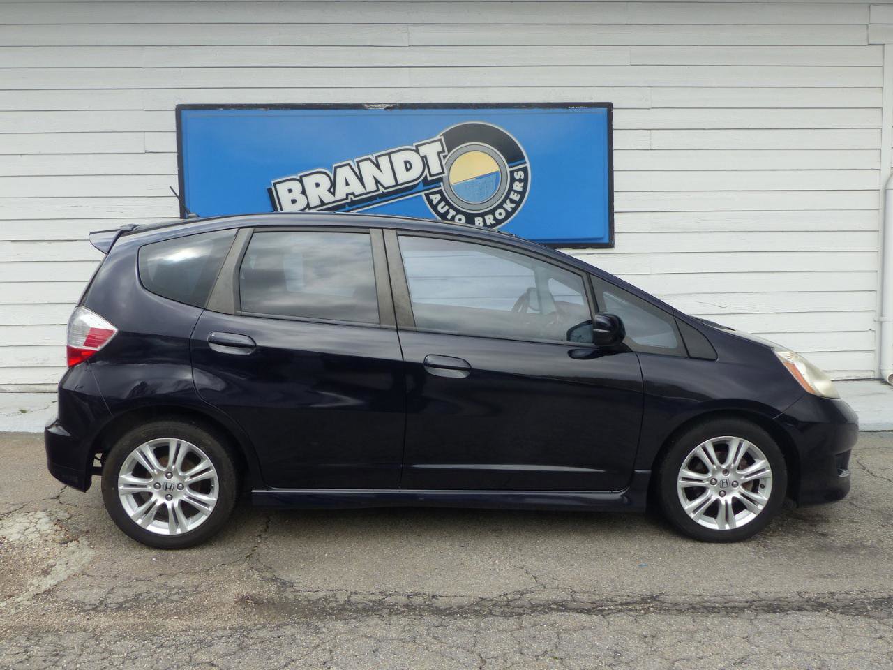 Used 2010 Honda Fit Sport image 28