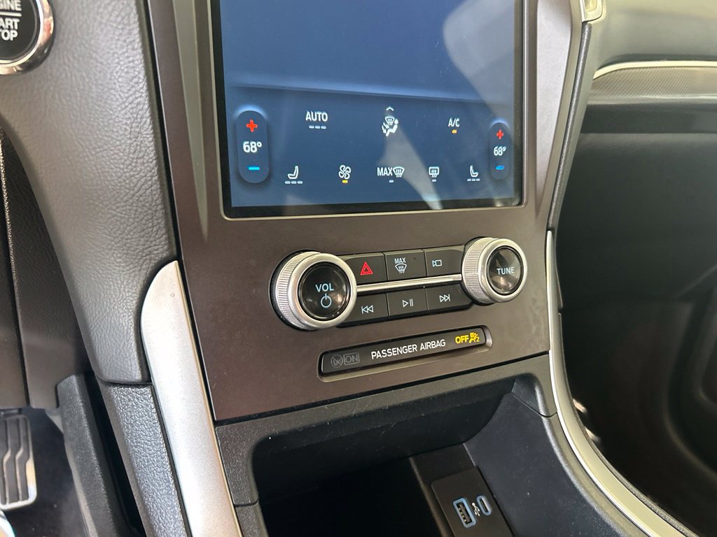 Used 2021 Ford Edge ST-Line FWD image 35