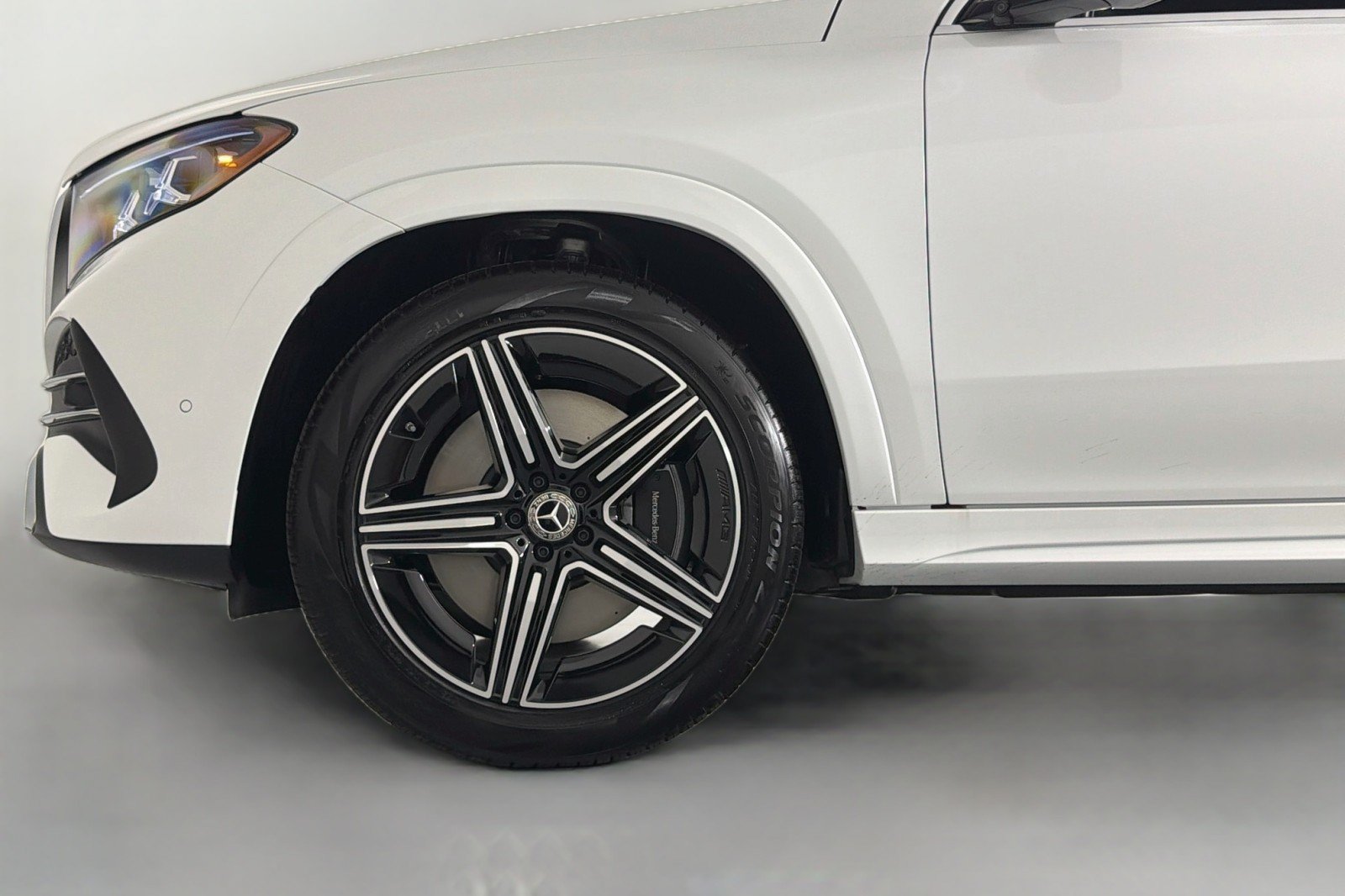New 2027 Mercedes-Benz GLE 450 4MATIC Coupe image 9