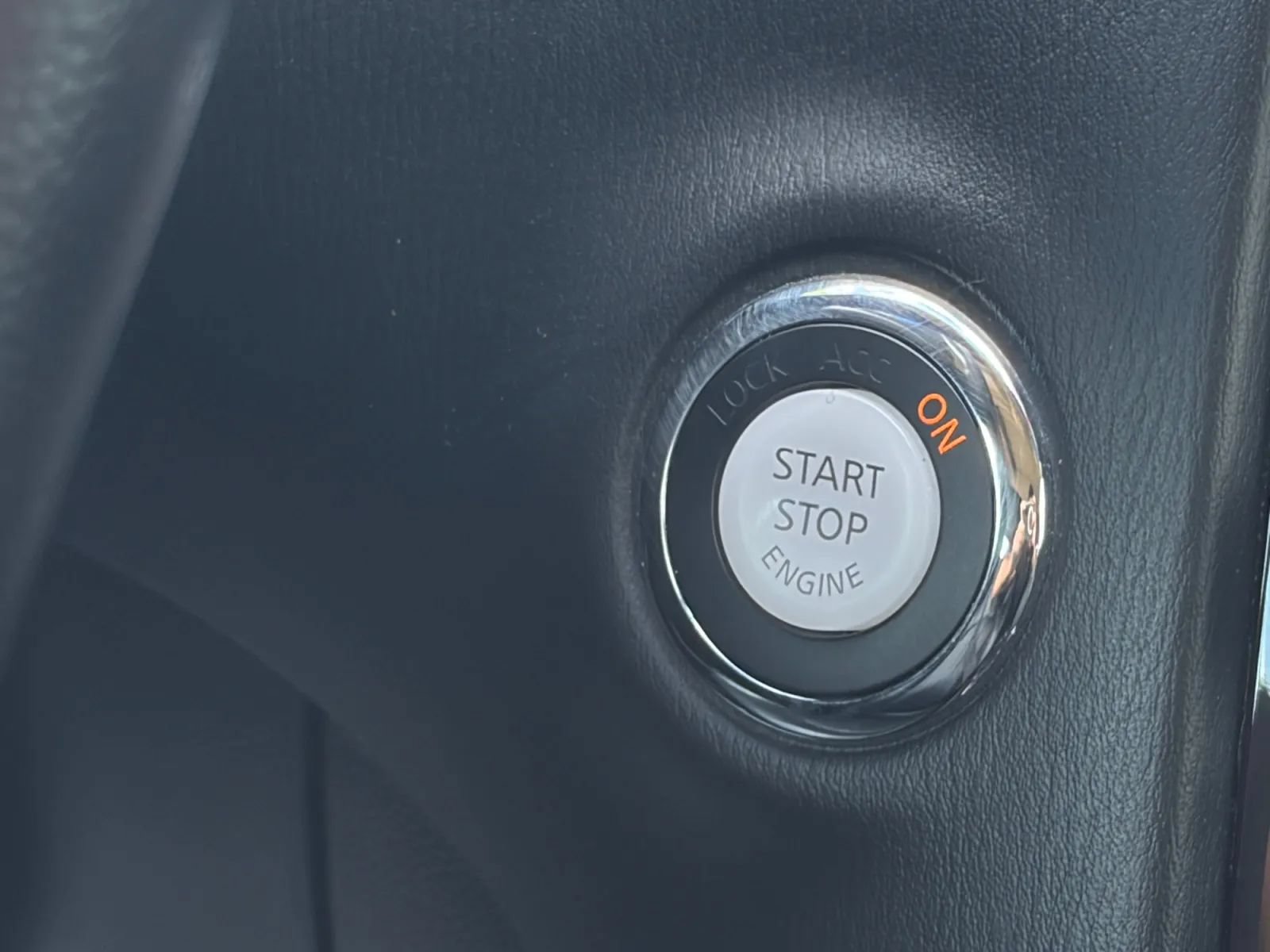Used 2015 INFINITI QX50 AWD image 25