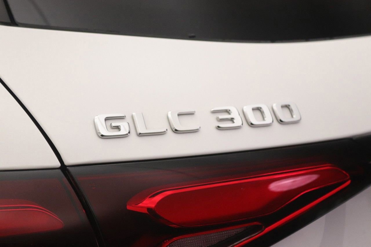Certified 2026 Mercedes-Benz GLC 300 image 21