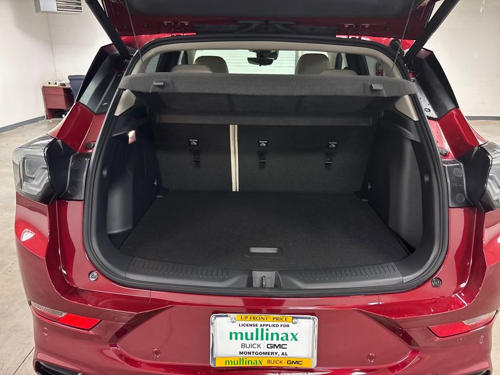 Certified 2025 Buick Encore GX Avenir w/ Avenir Technology Package image 18