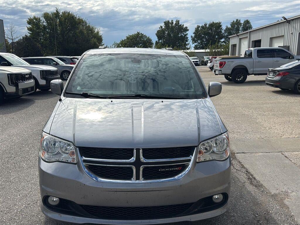 Used 2019 Dodge Grand Caravan SXT FWD image 10