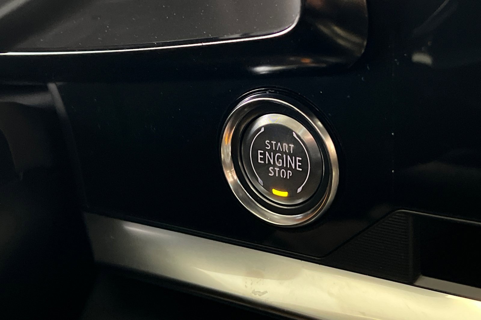 New 2025 Chevrolet Corvette Stingray Preferred Cpe w/ Z51 Performance Package image 15