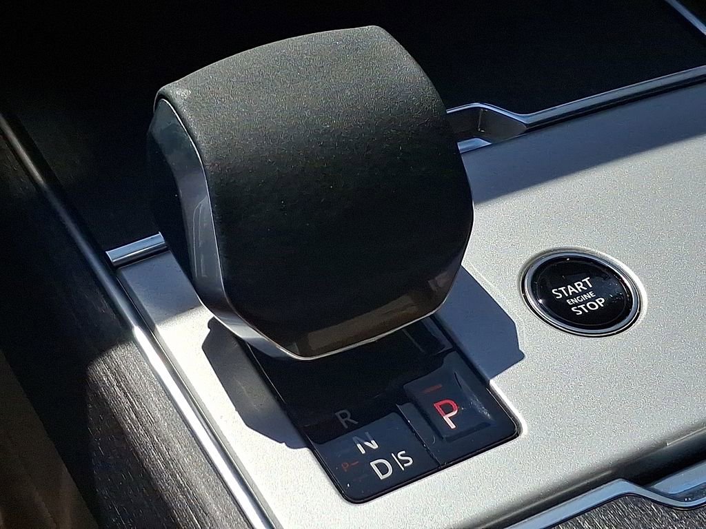 Used 2025 Land Rover Range Rover Long Wheelbase SE image 20