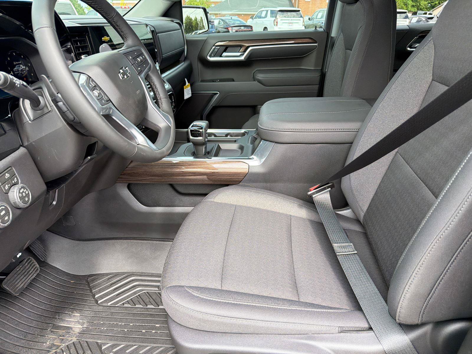 New 2026 Chevrolet Silverado 1500 RST AWD/4WD image 9