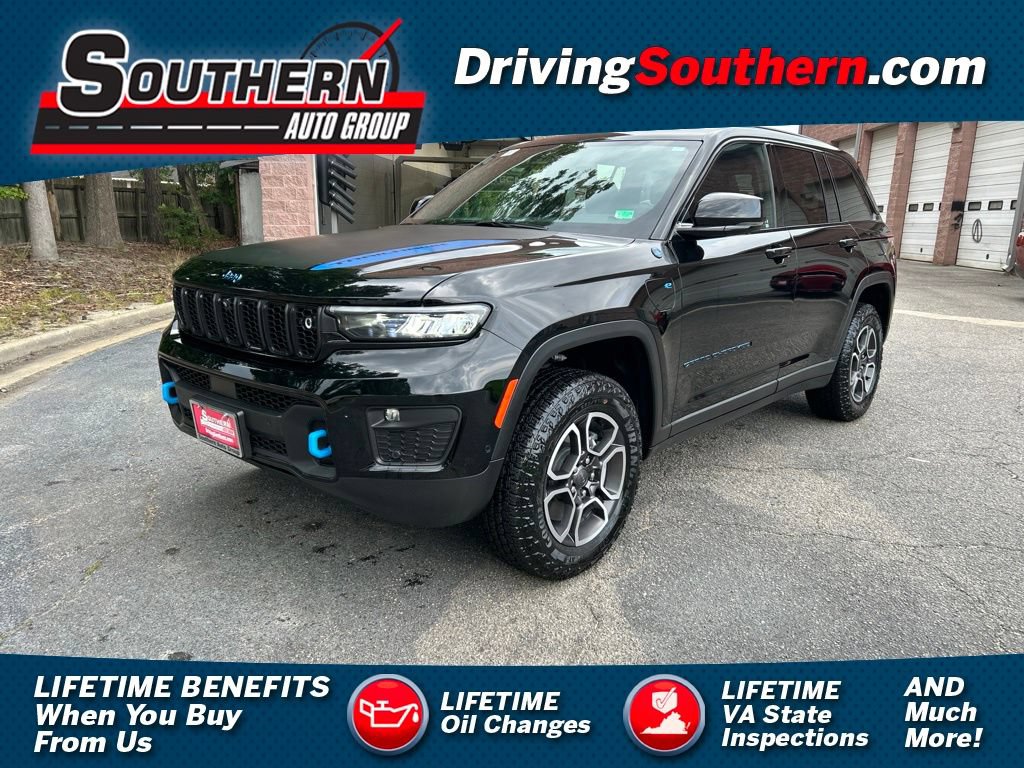 New 2024 Jeep Grand Cherokee Trailhawk w/ Advanced Protech Group II