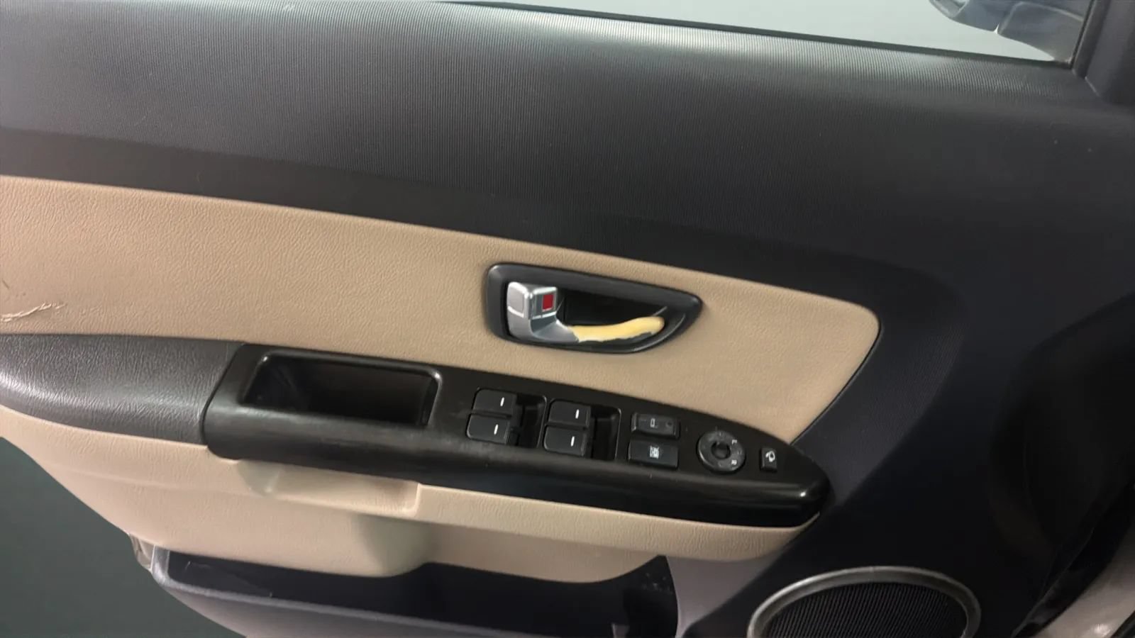 Used 2013 Kia Soul ! w/ Premium Pkg FWD image 17