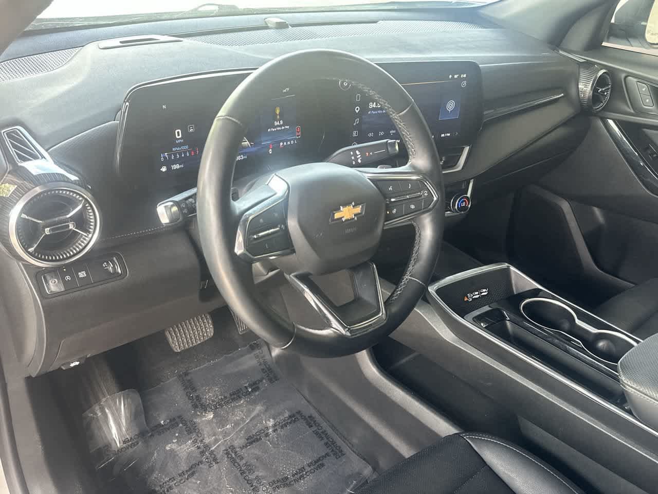 Used 2025 Chevrolet Equinox LT w/ Convenience Package II FWD image 13