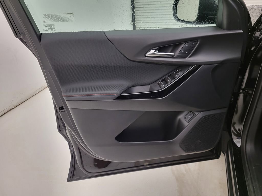 New 2026 Chevrolet Equinox RS w/ Convenience Package III FWD image 32