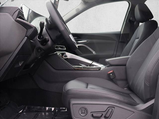 New 2025 Audi Q5 Premium AWD/4WD image 4