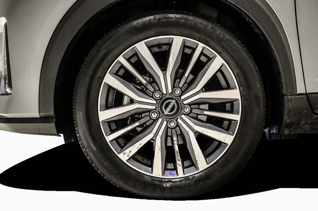 Used 2024 Nissan Kicks SV image 8