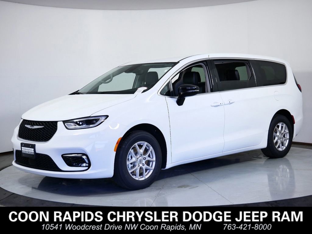 New 2024 Chrysler Pacifica Touring-L image 1