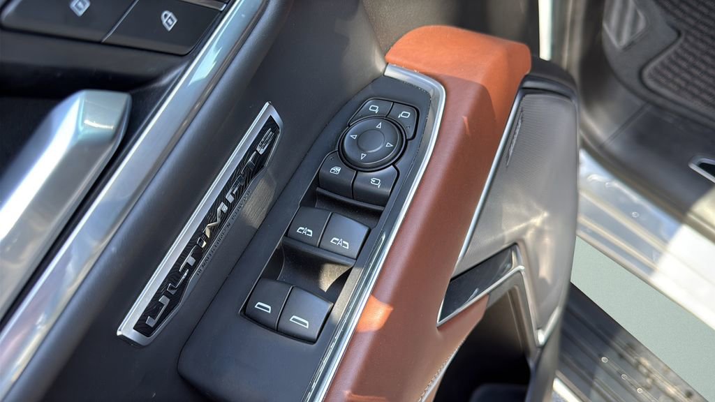 Used 2025 GMC Sierra 1500 Denali Ultimate image 8