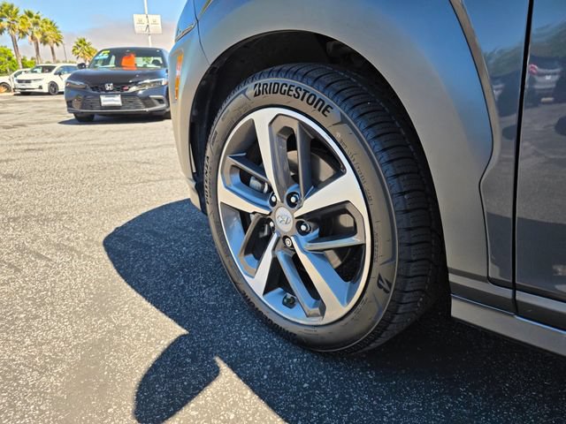Used 2021 Hyundai Kona Ultimate AWD/4WD image 13