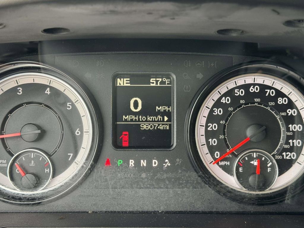 Used 2018 RAM 3500 SLT RWD image 12