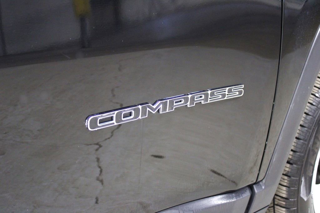 Used 2022 Jeep Compass Latitude image 36