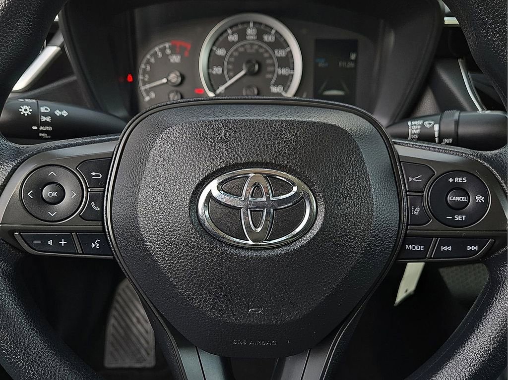 Used 2022 Toyota Corolla LE image 20