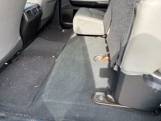 Used 2014 Toyota Tundra Limited w/ Limited Premium Package image 15