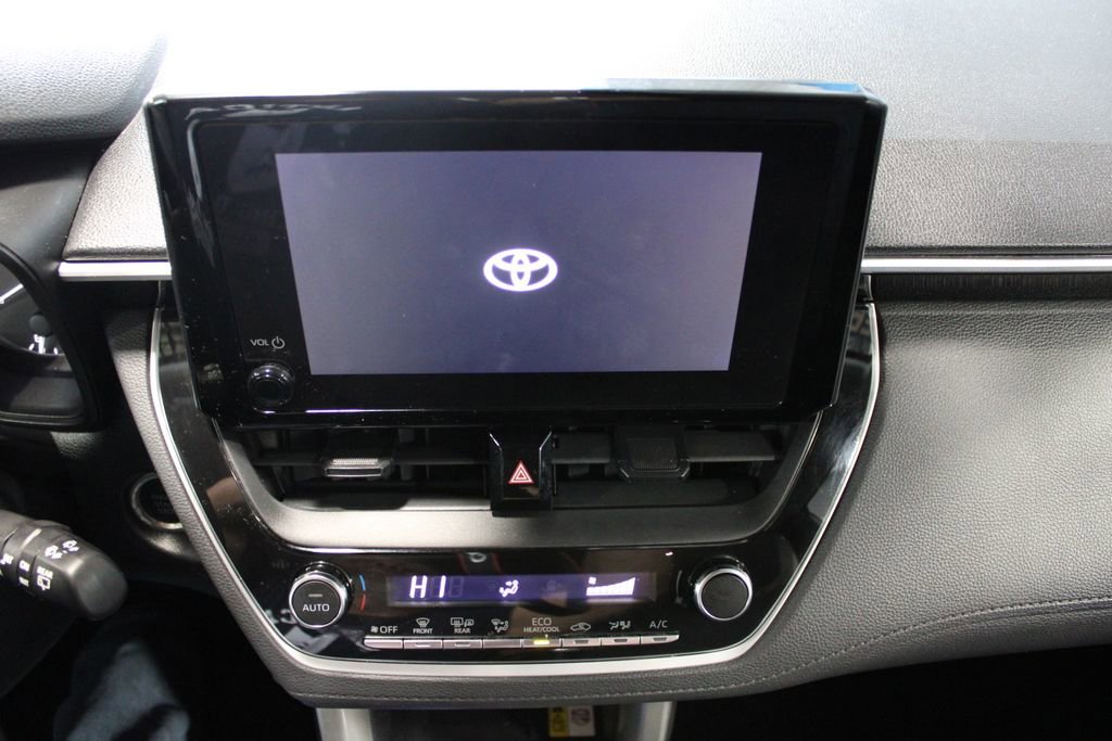 Used 2023 Toyota Corolla Cross LE FWD image 25