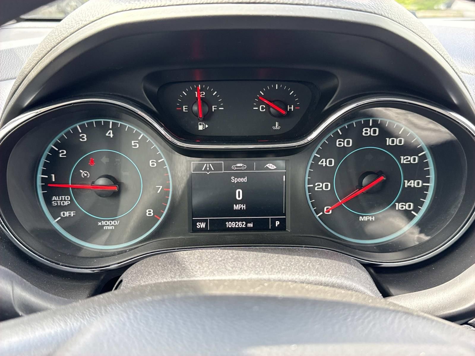 Used 2018 Chevrolet Cruze LT w/ Convenience Package image 18