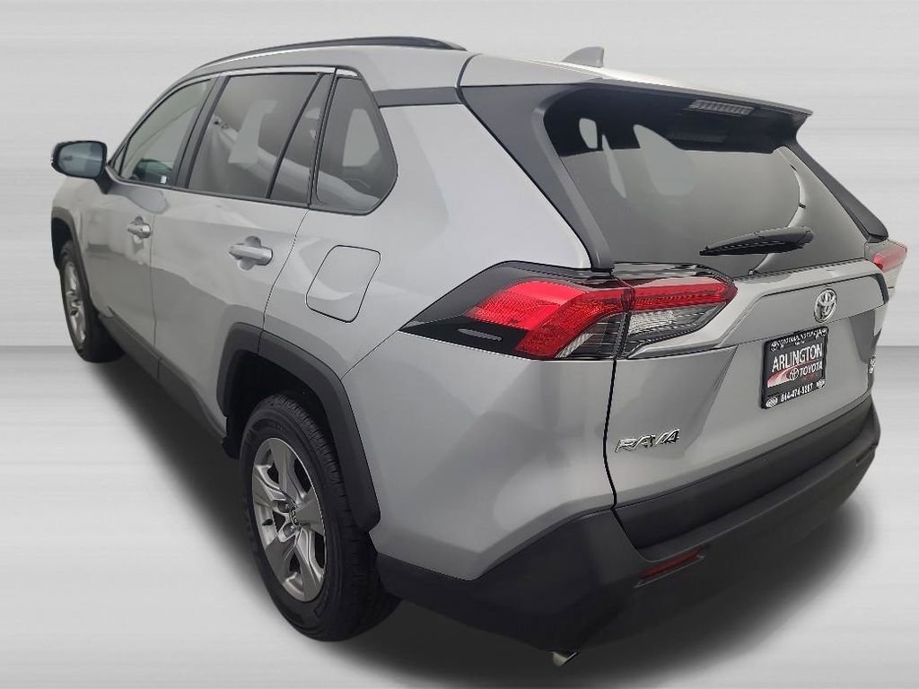 Used 2025 Toyota RAV4 XLE AWD/4WD image 7